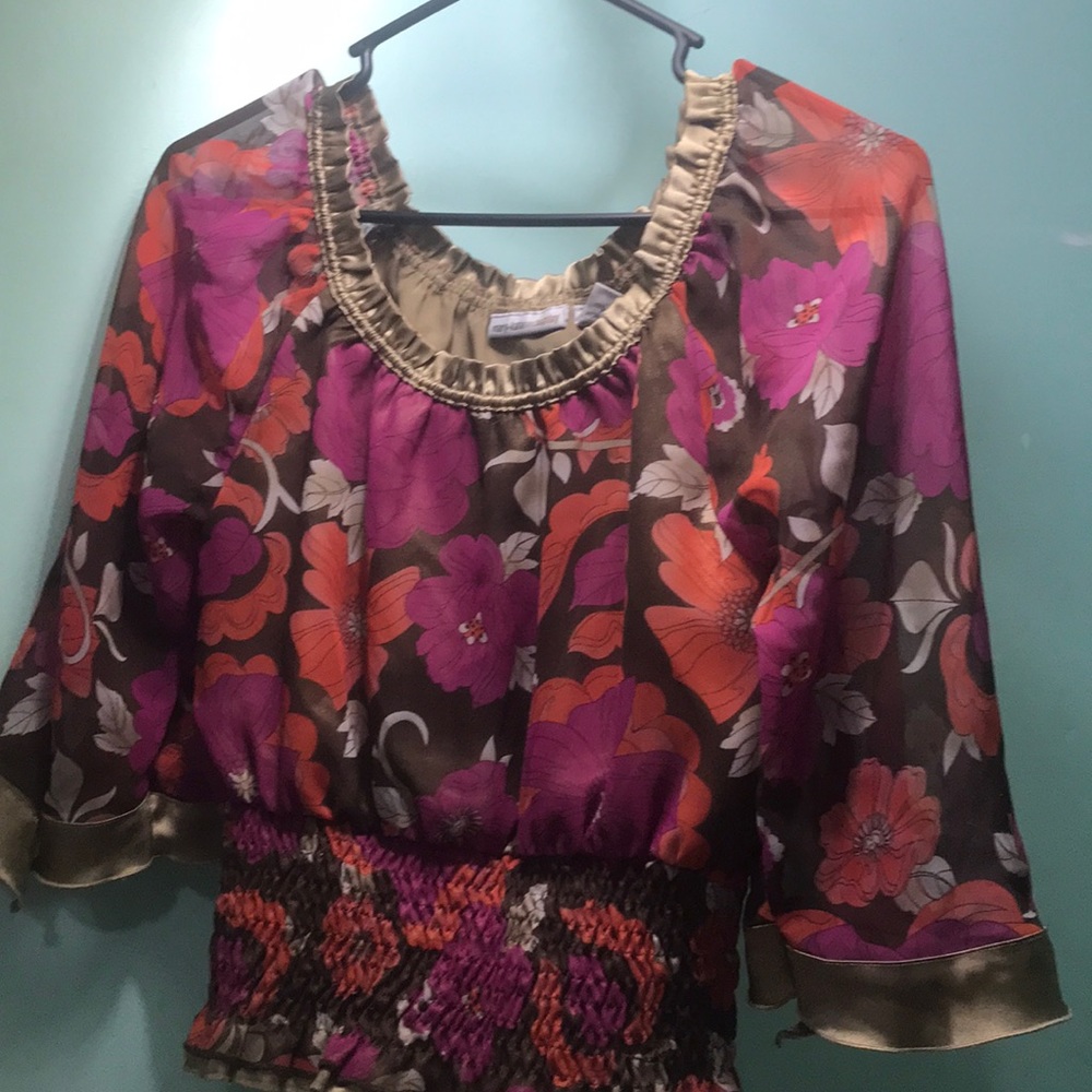 Bell Bottom Sleeve Shirt *MARY KATE AND ASHLEY*